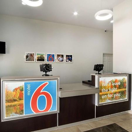 Motel 6-Lexington, Ky - Airport Екстер'єр фото