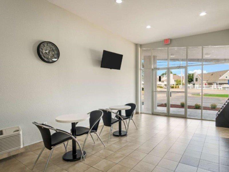 Motel 6-Lexington, Ky - Airport Екстер'єр фото