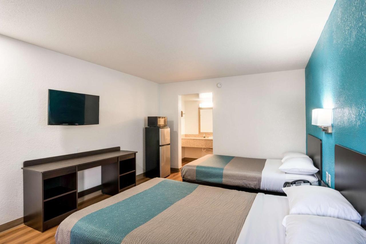Motel 6-Lexington, Ky - Airport Екстер'єр фото